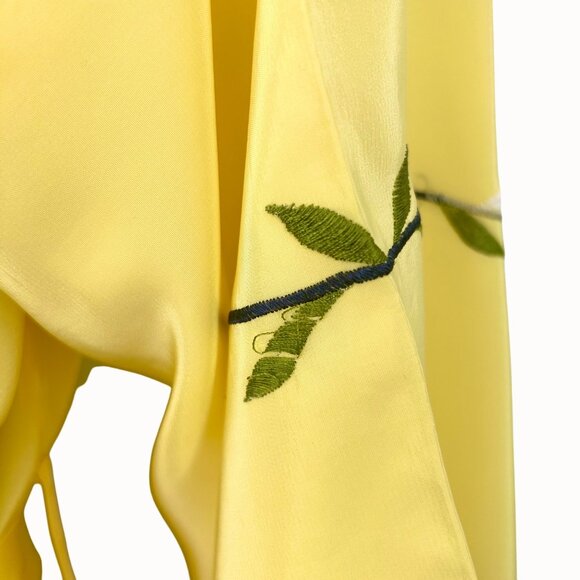 GORGEOUS VINTAGE BRIGHT YELLOW FLORAL EMBROIDERED KIMONO ROBE W/ BELT FROM JAPAN - Picture 7 of 8
